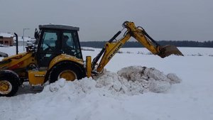 Экскаватор погрузчик New Holland lb110 2006 задняя стрела