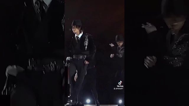 STRAY KIDS смотреть онлайн