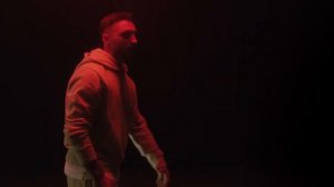 Как сделать эффект звука "У входа в клуб/в соседней комнате/музыка в машине" в Adobe Premiere