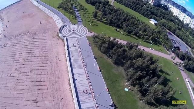 Парк 300-летия Санкт-Петербурга с высоты птичьего полета