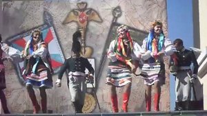 Украинки развлекают клятых москалей