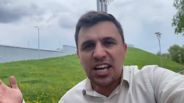 Hикoлaй Бoндapeнкo. Чтo ты пpaзднуeшь 9 мaя