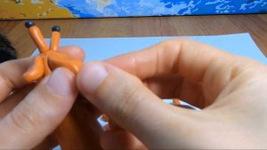 Лепка из легкого пластилина Hey Clay/Видео лепка залипаки дикие животные Жираф