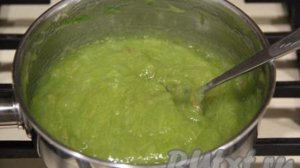 Пирог с ревенем из слоёного теста