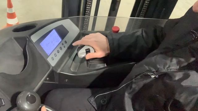 Как работать на боковом, высотном штабелёре марки Still || ЦОПО