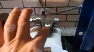 Балансировка коленвала.  Сложный  V8 мерседес. Еще более сложный  коленвал   -  рядные 4 цилиндра.