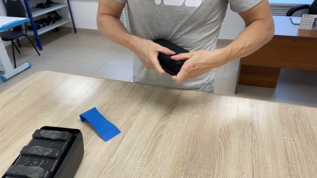 Чехол на подлокотник Лада Приора 1 узор соты