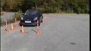 Заезд в гараж и параллельная парковка