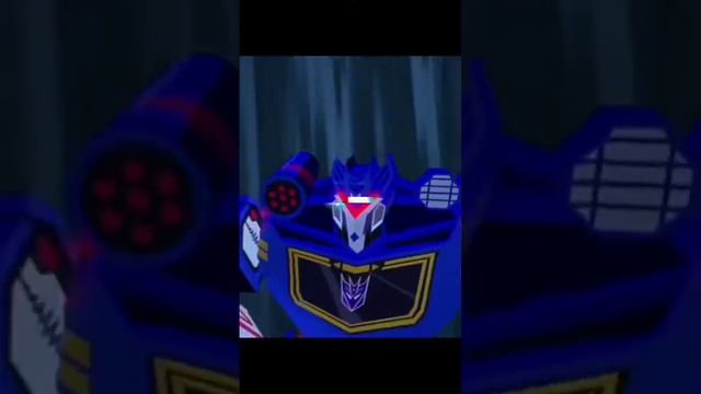 Soundwave cyberverse vs Soundwave earthspark