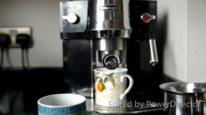 Using Coffee Machine DeLonghi EC820B