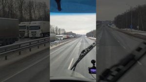 Водители фур развлекаются по рации ?