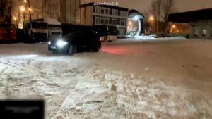 ВЛАД КУЕРТОВ РАЗДАЕТ БОКОМ И НАВОДИТ СУЕТУ