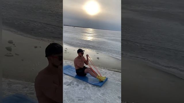 Качаем биц и триц ? ?бицепс трицепс тренировка питер хорошеенастроение workout training