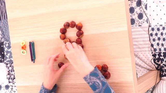 Играем с буквами. Делаем буквы из каштанов. Игры для дошкольников