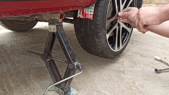 НОВЫЙ ВАЗ 2107 КУПИЛ РЕЛЬСЫ R 17 ЗА 43700 рублей смотреть онлайн