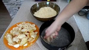 НАСЫПНОЙ ПИРОГ С ЯБЛОКАМИ! Насыпной яблочный пирог из сухого теста, очень вкусно и просто!
