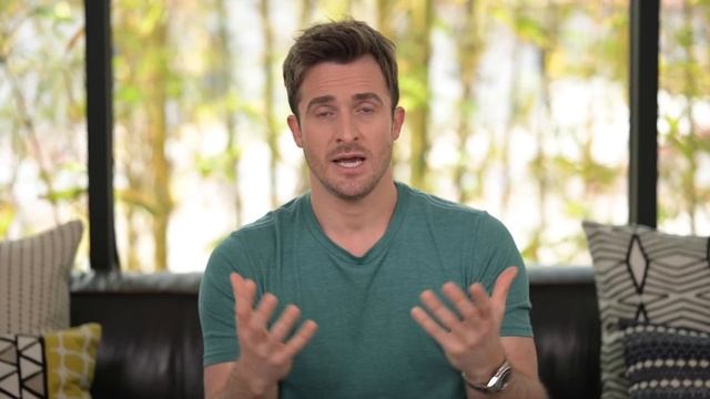 How to Be Unforgettable on a Date | Matthew Hussey смотреть онлайн