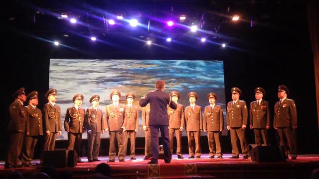 Хоровая группа Ансамбля ВДВ . Русская народная песня- Как пойду я на быструю речку смотреть онлайн