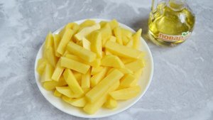 Куриные крылышки с овощами в духовке