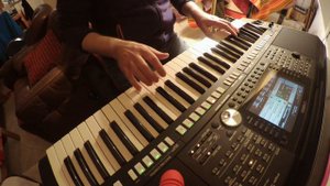 Yamaha PSR S 975 "The Windmills of your mind" by Michel Legrand