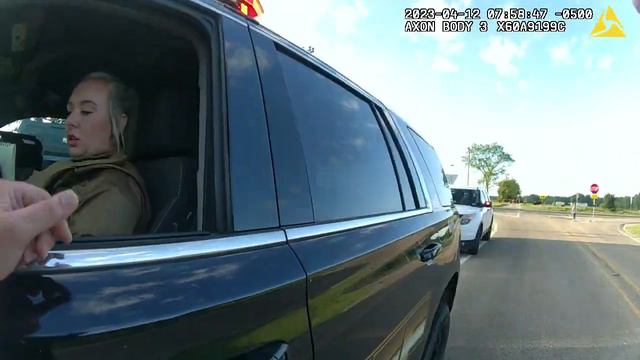 Axon Body 3 Video 2023 04 12 0754 X60A9199C смотреть онлайн