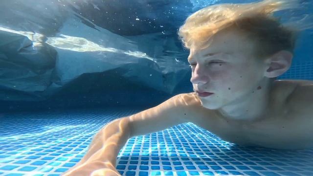 красивое видео вод прозрачной водой в бассейне видео на goprohero11black смотреть онлайн