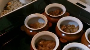 Баранина в горшочках - Чанахи.