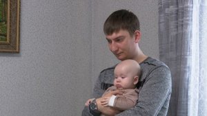 Выплата в 100 тыс. рублей за третьего ребенка для молодой мамы