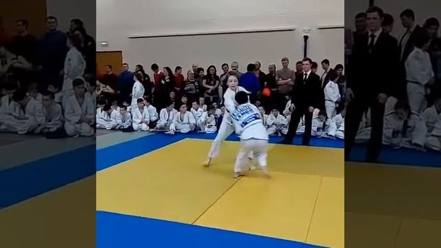 Схватка по Дзюдо на всероссийском турнире в Марьино смотреть онлайн