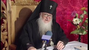 Говорят что если собаки сильно воют это к смерти