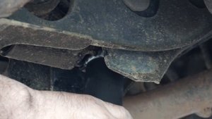 How To: Land Cruiser 100 series and LX470 Torsion Bar Lift.