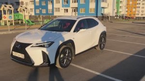 Lexus UX 200 F Sport: 2019 год, 18.300 км, 1 владелец.