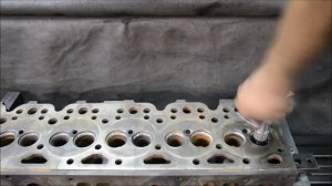 Ремонт ГБЦ Комбайна.Мерседес OM 366.Repair Cylinder Heads (truck)