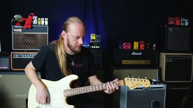 Mooer SD 30 (Modeling Guitar Combo Amplifier) смотреть онлайн