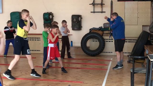 Тренировочные будни в Клубе «Чемпион», 13 апреля 2018 г. Часть 1. смотреть онлайн