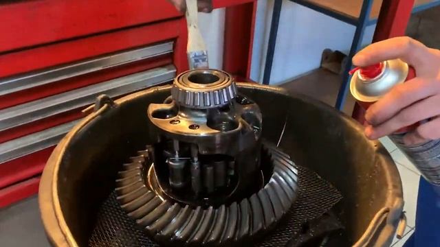 Разрушение корпуса дифференциала. Замена заднего моста на Chevrolet Tahoe! смотреть онлайн