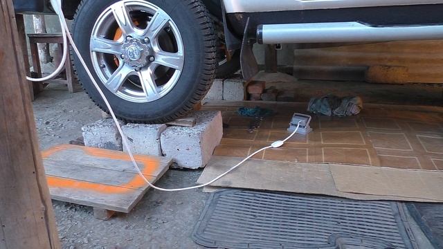 Шлакоблоки вместо ямы. смотреть онлайн