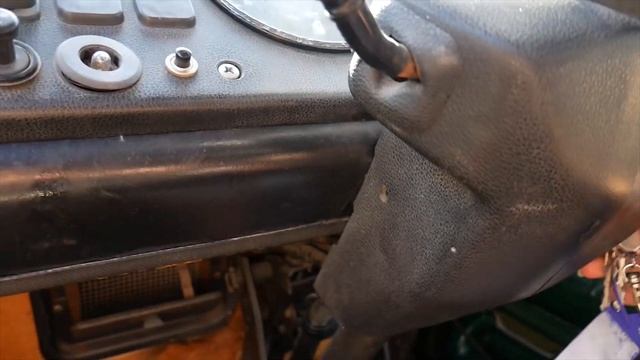 le mercedes 508D de lolo - épisode 8 le camion va-t-il démarrer ? смотреть онлайн