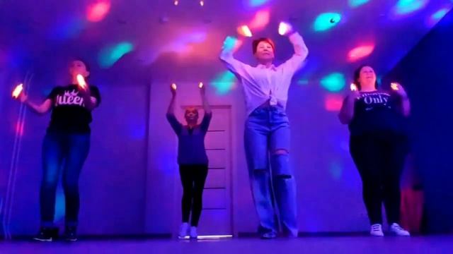 Танцевальный фитнес #irinaprado смотреть онлайн