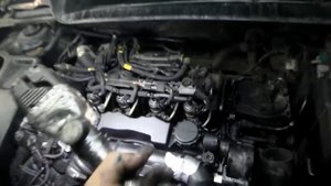 Пежо 307 1. 6 HDI. Съём впускного коллектора и др.