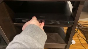 SONY UBP-X700 4K ULTRAHD BLU-RAY PLAYER REVIEW & SETUP | DOLBY VISION & GREAT VALUE!