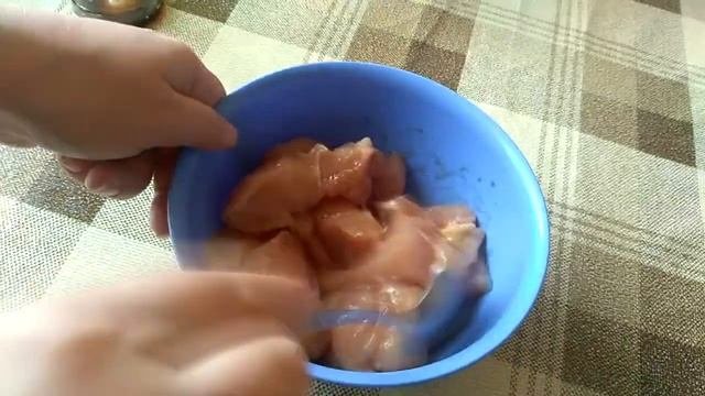 Очень вкусное куриное филе.Невероятно вкусные кусочки куриного филе!