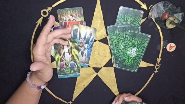 Таро-прогноз Телец август 2023 смотреть онлайн