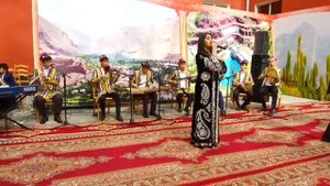 ХУЧАСТАЙ МИРЗОВАЛИ НАВРУЗИИ ДОНИШГОҲИ МИЛЛИИ ТОЧИКИСТОН САБЗИНАРАН МАРҲАМАТ ТАМОШО КУНЕД ДУСТОН.