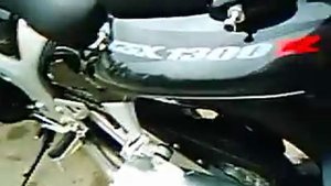 Moto Hayabusa Suzuki 1300