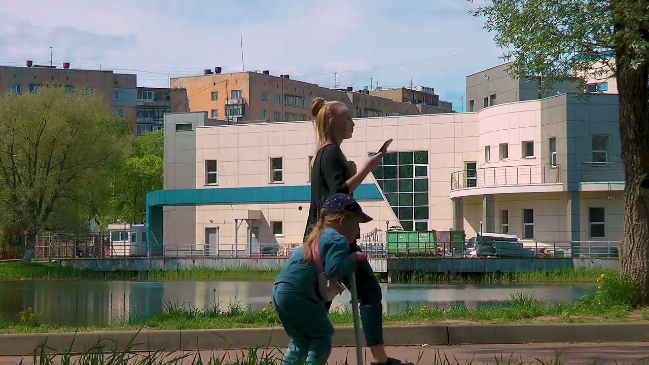 видеокамера с бородой и топаз. 4к. смотреть онлайн