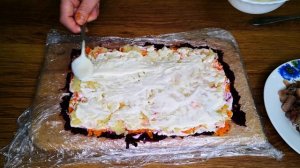 Селедка под шубой рулетом: пошаговый рецепт салата с желатином