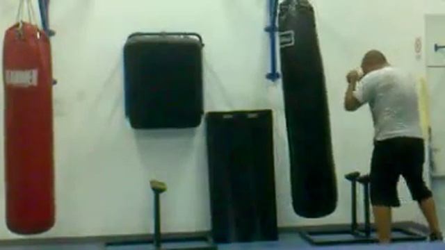 БОКС ТРЕНИРОВКА -КОСТАДИН смотреть онлайн