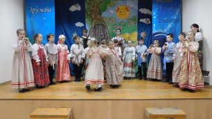 Ансамбль  народной  песни  «Радуница», VIII краевого творческого фестиваля «Таланты без границ»