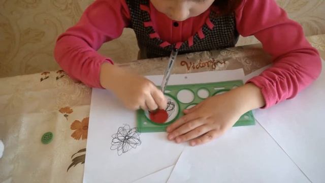Узоры с помощью спирографа